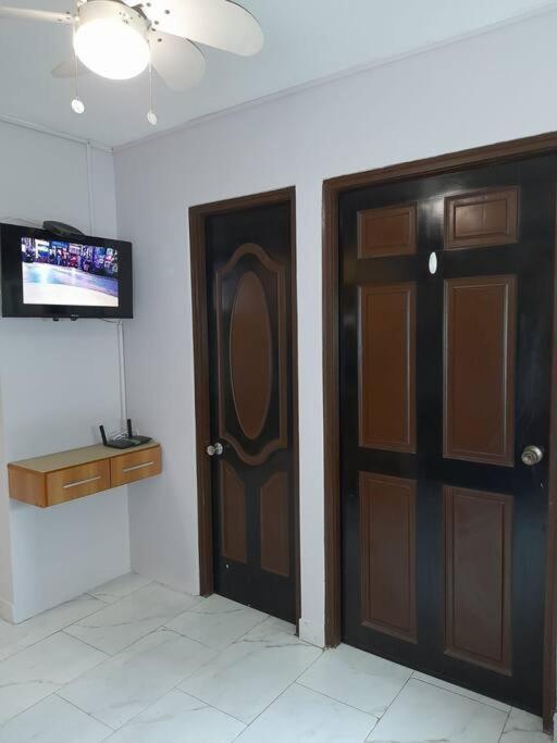 R.4-4 Lindo Estudio Ejecutivo En Area Turistica. Ciudad de Panamá Exterior foto